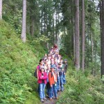 Wandern und Seifenkistenbauen